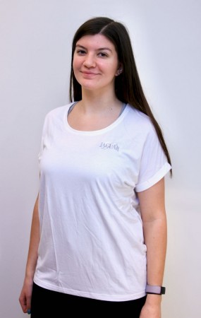 Hvit T-skjorte Katy, m/brodert grå logo, dame